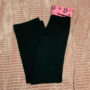 Vs pink yoga pants